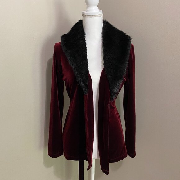 Red Velvet and Faux Fur Blazer size small - Picture 1 of 8